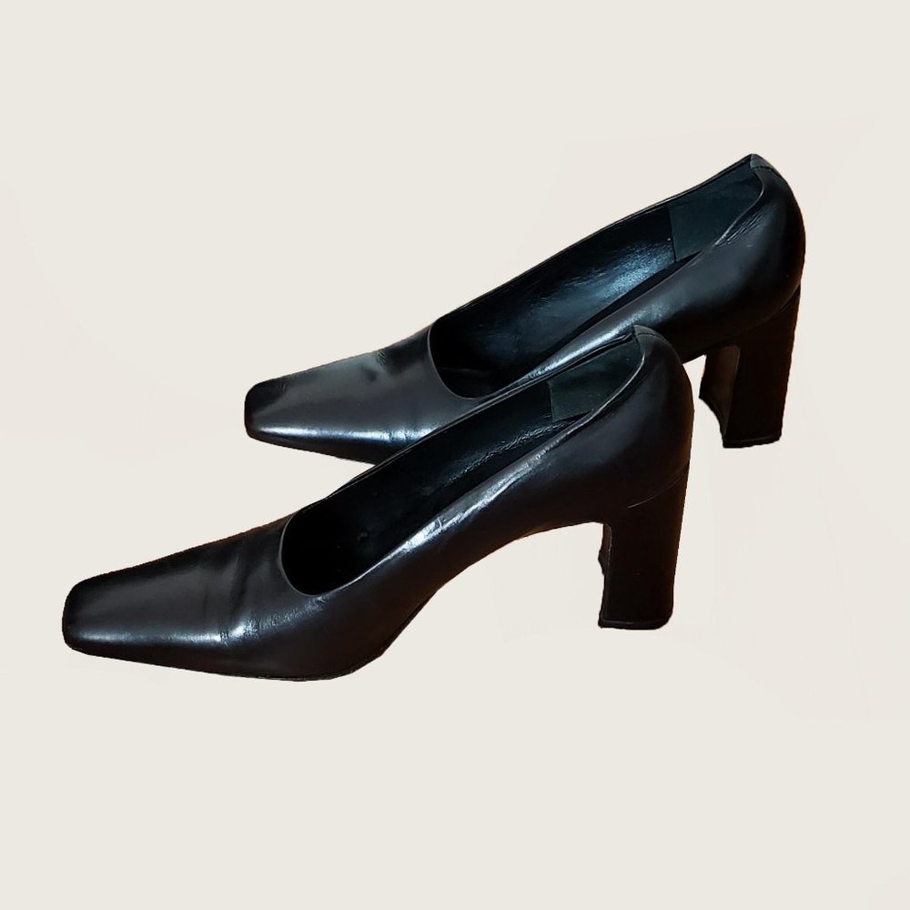 Via Spiga Pumps - Picture 4 of 10